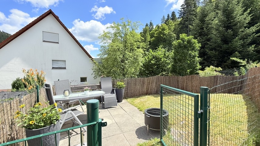 eingezäunter Garten ideal fürs Tannenwipfel