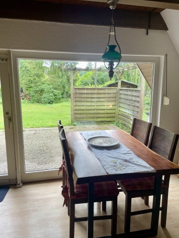 Essecke mit Gartensicht