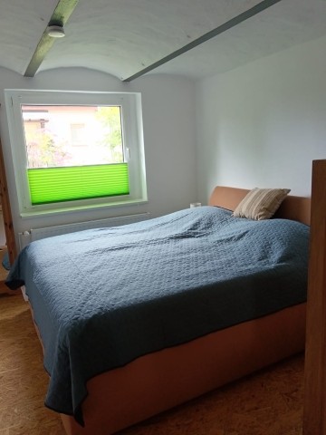 Schlafzimmer 1 (2)