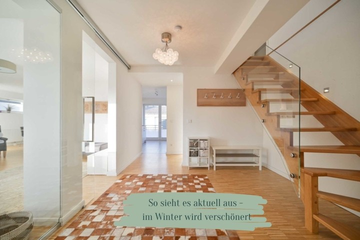 heller Eingangsbereich 
