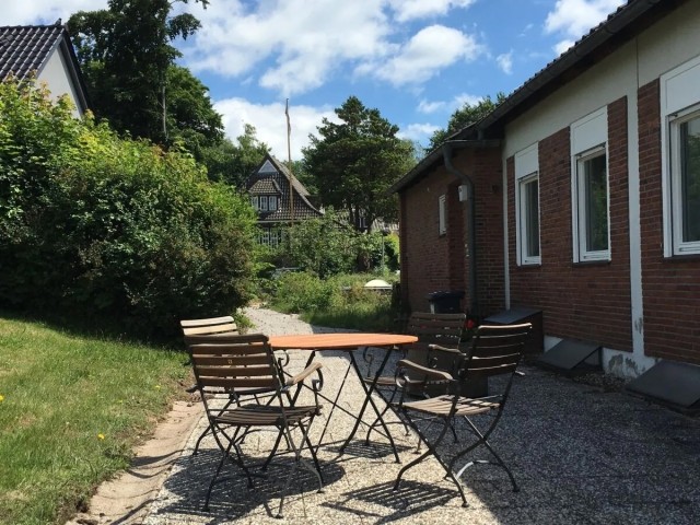 Zusätzlicher Terrassenplatz.