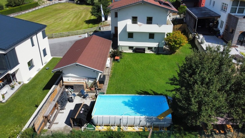 neuer Pool