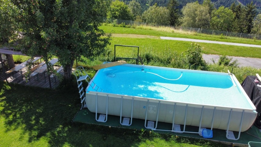 neuer Pool