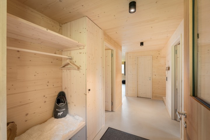 Eingangsbereich mit Garderobe