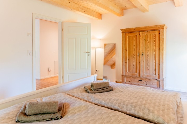 Schlafzimmer mit Kleiderschrank Schlafzimmer mit Kleiderschrank