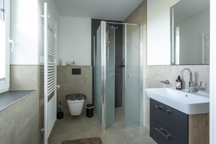 Badezimmer EG Badezimmer EG