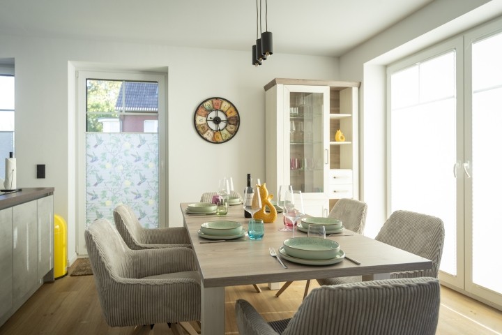 Essbereich mit Zugang zur Terrasse Essbereich mit Zugang zur Terrasse