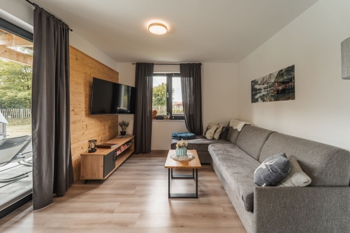 Wohnbereich mit Kamin