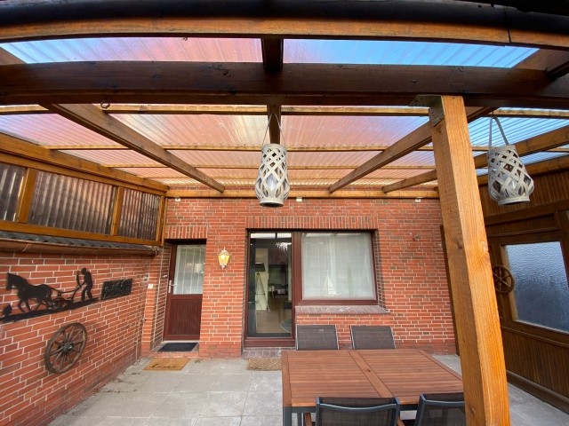 Terrasse von Apartment B