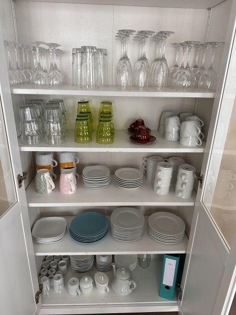 Geschirrschrank Geschirrschrank