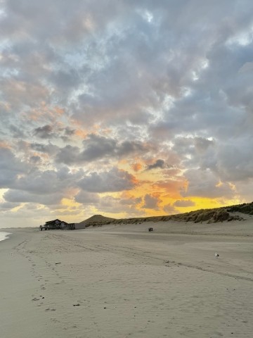Holland im Herbst - einsame Strände genießen  Holland im Herbst - einsame Strände genießen