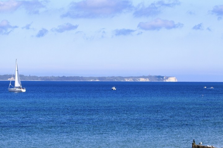 Blick vom Strand nach Kap Arkona