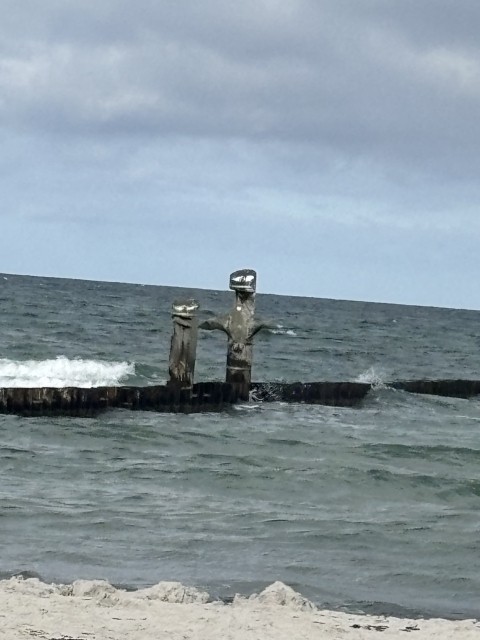 Figuren an der sundischen Wiese (Zingst) Figuren an der sundischen Wiese (Zingst)