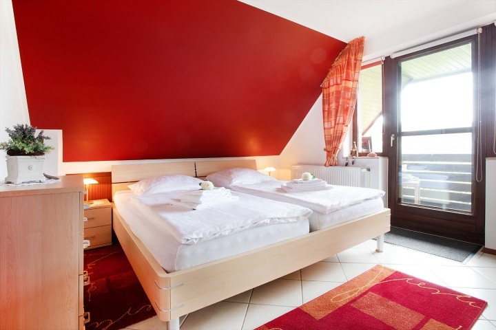 1. Schlafzimmer im OG  1. Schlafzimmer im OG