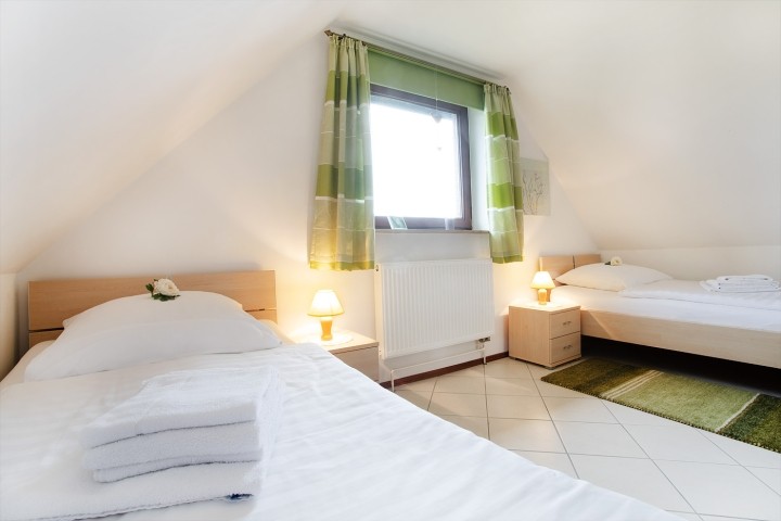 2. Schlafzimmer im OG 2. Schlafzimmer im OG