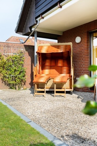 Terrasse mit Strandkorb Terrasse mit Strandkorb