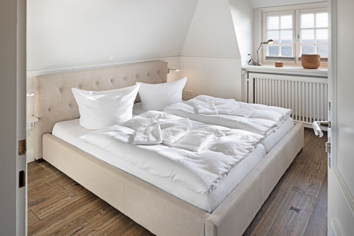 Schlafzimmer eins OG Schlafzimmer eins OG