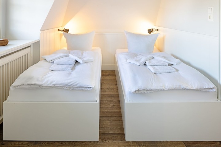 Schlafzimmer zwei OG Schlafzimmer zwei OG
