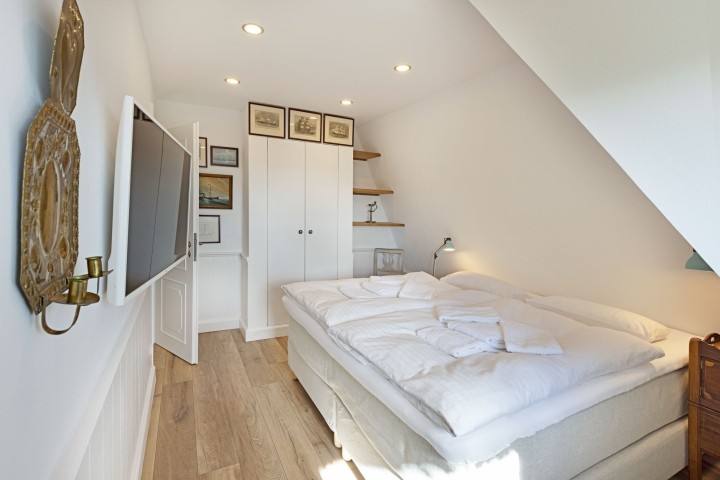 Schlafzimmer eins im OG Schlafzimmer eins im OG