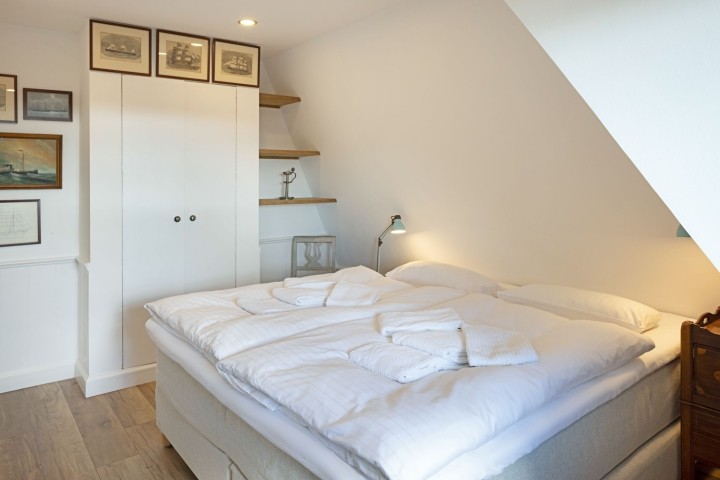 Schlafzimmer eins im OG Schlafzimmer eins im OG