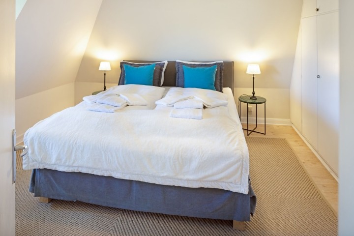 Schlafzimmer eins im OG Schlafzimmer eins im OG