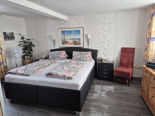 Schlafzimmer EG Schlafzimmer EG