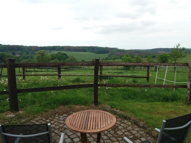 kleine Terasse mit tollem Blick