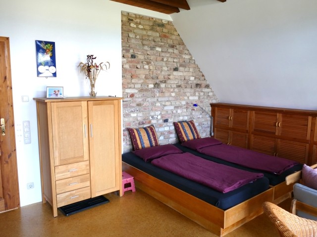 großes Doppelbett  großes Doppelbett