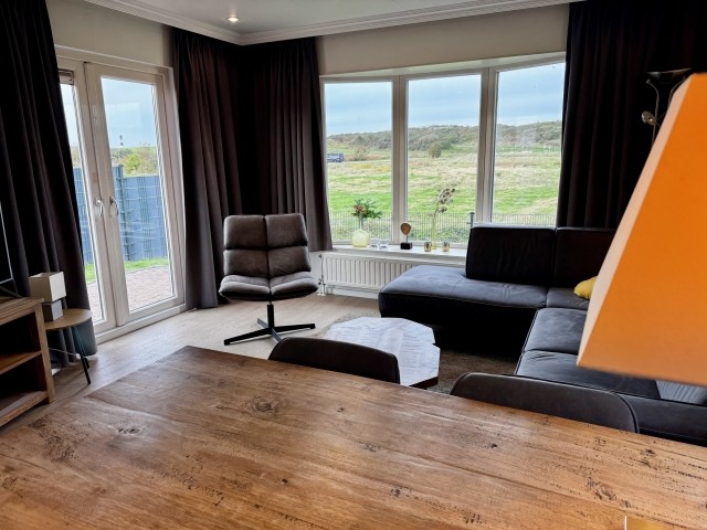 Selbst vom Esstisch lässt sich der tolle Ausblick genießen