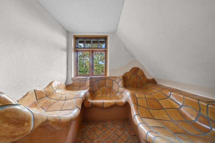 wohltuendes Tepidarium mit Lichttherapie