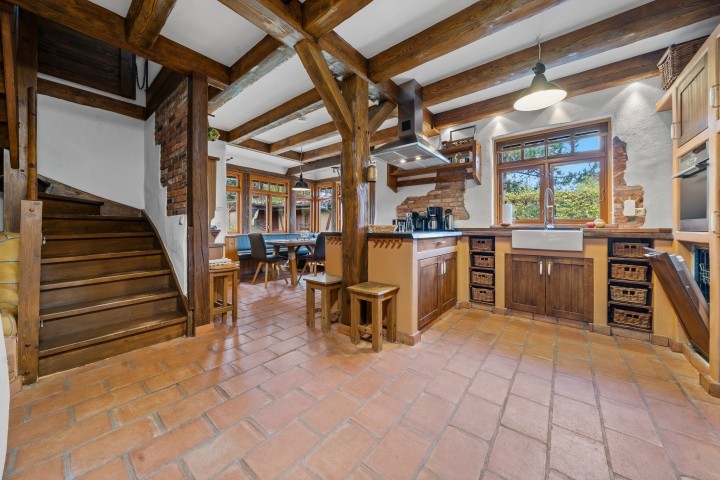 Küche und Essbereich