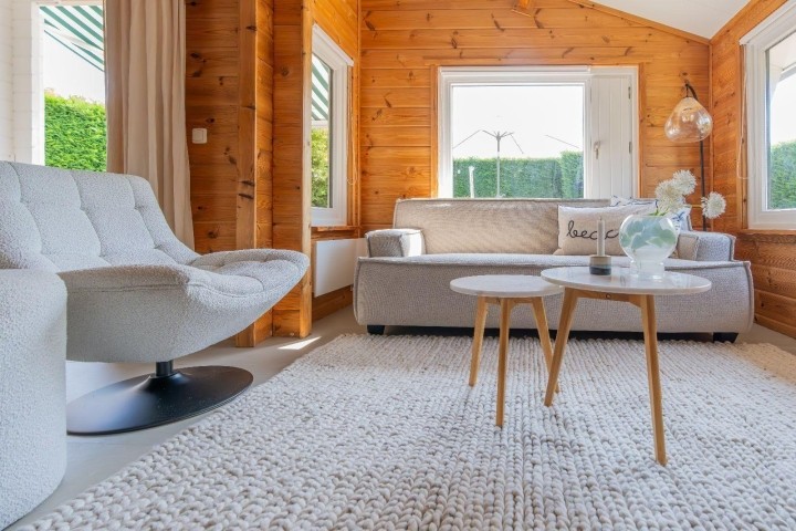 Die komfortable Sitzecke mit Digital TV