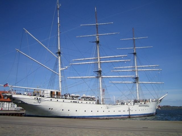 Die Gorch Fock im Hafen von Stralsund