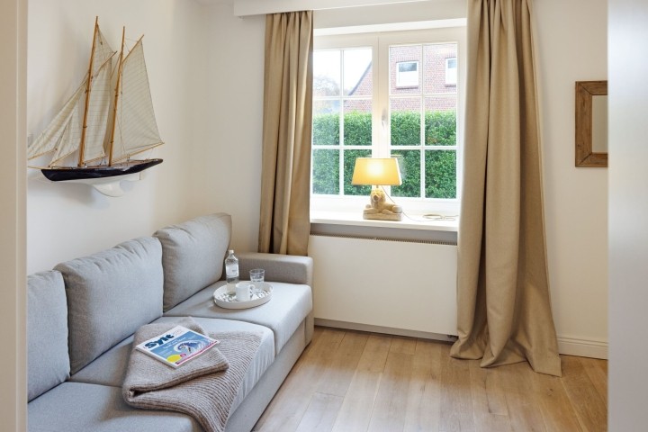 Schlafzimmer vier mit Schlafcouch oder Fernsehzimmer