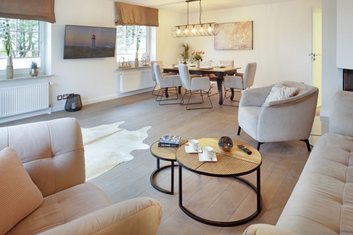 Wohnbereich mit Kamin