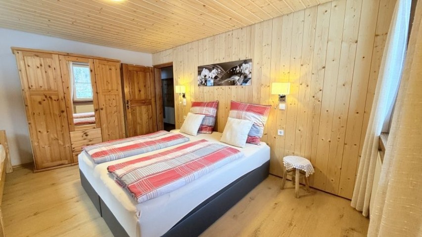 OG Vierbett Schlafzimmer