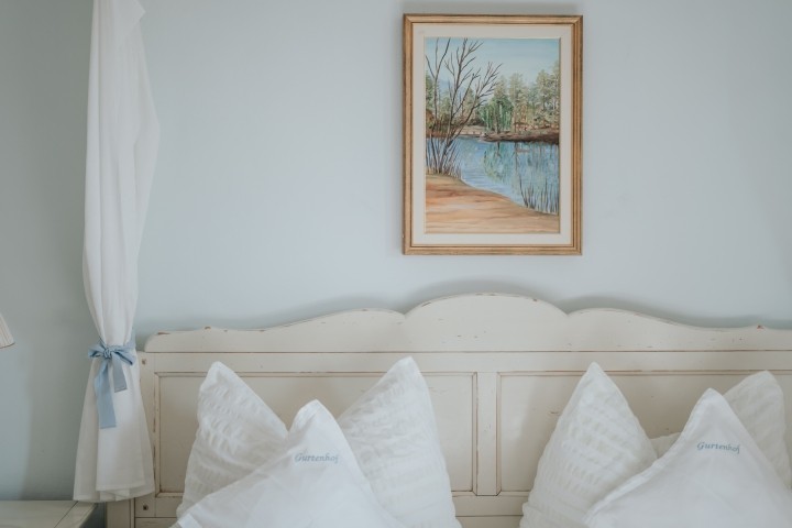 das Schlafzimmer mit Himmelbett