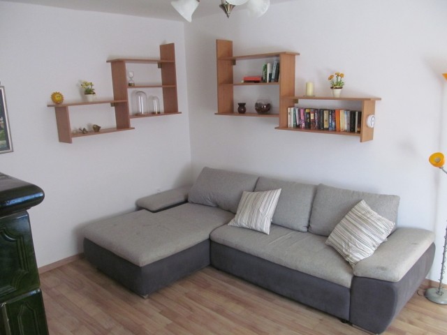 Schlafcouch in Wohnzimmer 1