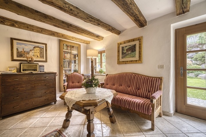 die Katharinenstube mit offenem Kamin zum Relaxen