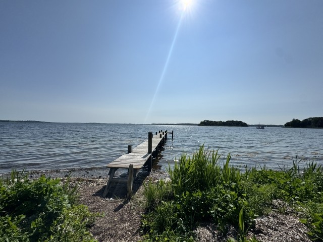 Die Flensburger Förde: Hier auf der dänischen Seite mit Blick zum Mühlendamm