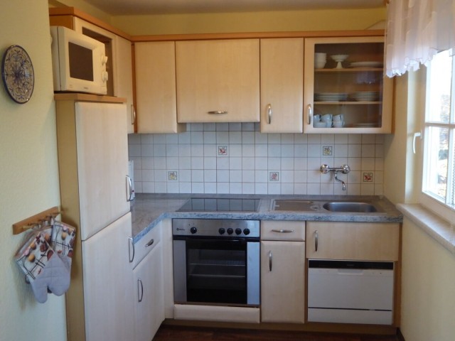 Einbauküche mit Spülmaschine