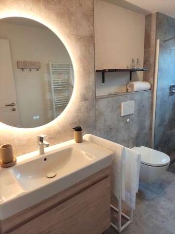 Badezimmer im Erdgeschoss