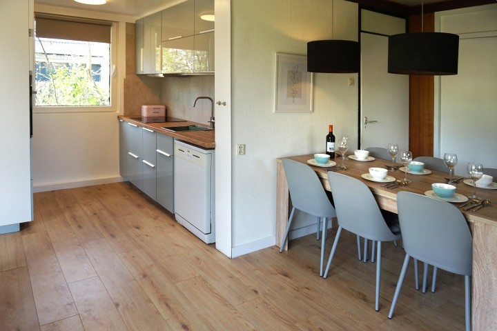 Küche mit Essbereich