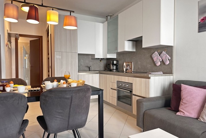 Woll ausgestattete Küche