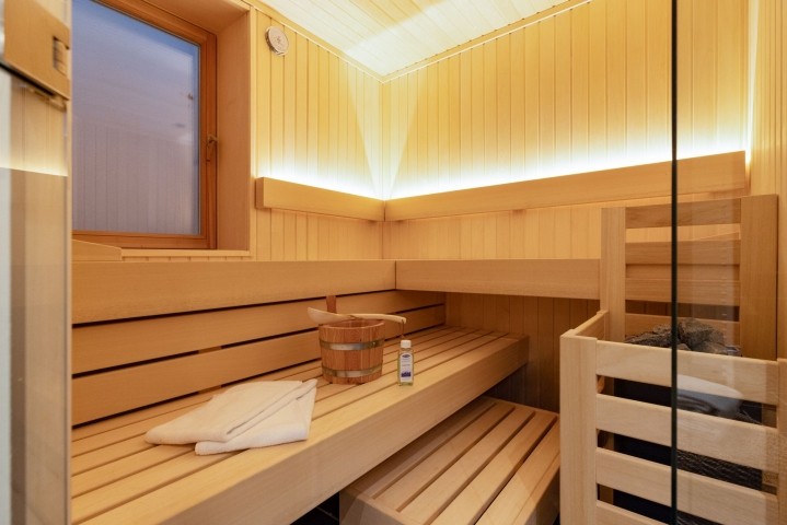 Badezimmer zwei im UG mit Sauna