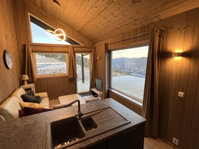 Küche und Fernsehecke (Sat und Kabel)