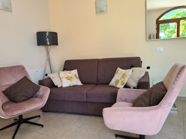 Sitzbreich mit Schlafsofa