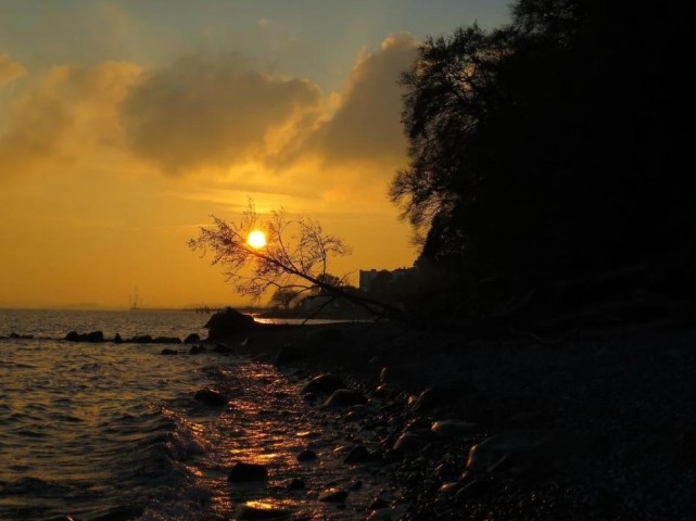 Sonnenuntergang an der Kreideküste bei Sassnitz.