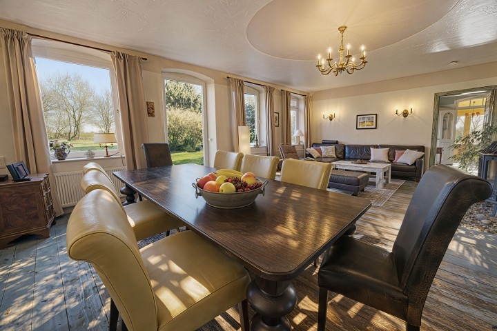 Willkommen im großen Wohnraum