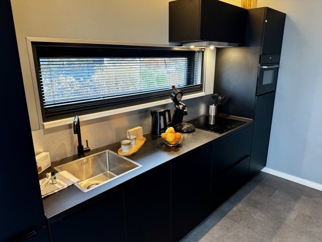 Und die Küche ist komplett ausgestattet